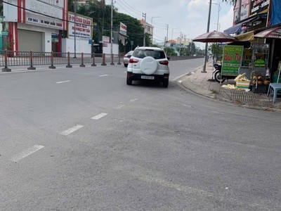 Bán đất 10.000m2 ngang 39m giá 190 tỷ đường tô ký 12 0