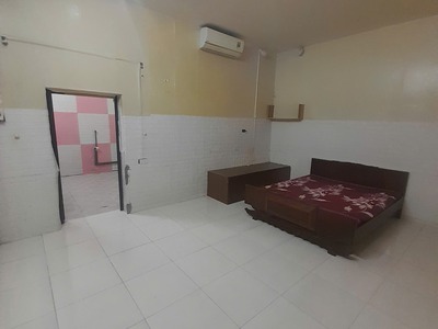 Chính chủ cần cho thuê nhà tại  nhà số 9- ngõ 69   phố đức giang   việt hưng   hà nội. 2