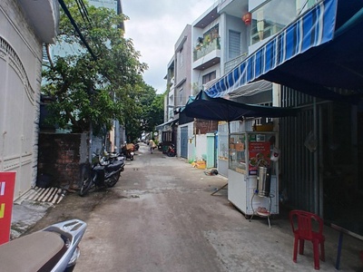 Kiệt ô tô tránh nhau ngay trung tâm, đường điện biên phủ thông với thái thị bôi tp đà nẵng 3