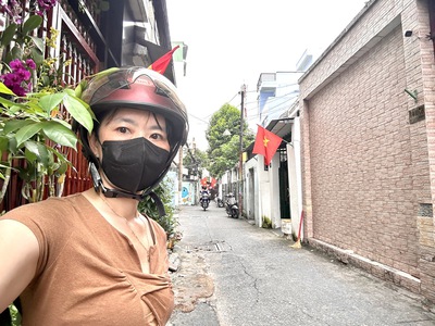 Bán nhà mt hxh lý thuyết- đường đoàn văn bơ- thông ra xóm chiếu, hoàng diệu gần trường đại học 0