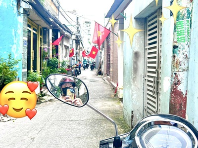Bán nhà mt hxh lý thuyết- đường đoàn văn bơ- thông ra xóm chiếu, hoàng diệu gần trường đại học 1