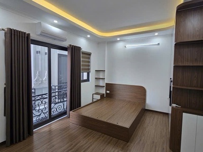 Nhà đẹp 5 tầng ô tô cách 1 nhà ra mặt phố thuỵ phương, bắc từ liêm 33m2 giá 7.5 tỷ 2
