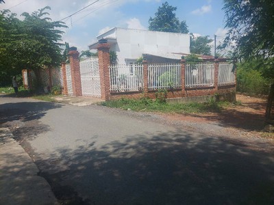 Nhà đẹp   giá tốt    chính chủ cần bán tại nguyễn thị dòn , xã nhuận đức, huyện củ chi, tp hồ chí 1