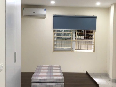 Cho thuê tầng 3,4,5 toà nhà 7 tầng, full đồ, có thang máy tại ngõ 126 hào nam 4