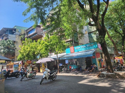 Tt nghĩa tân tầng 1-dt 70m-5,8 tỷ ô tô tránh,kinh doanh siêu đỉnh ,cho thuê 17tr/tháng 1