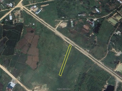 Đất đẹp   giá tốt    chính chủ cần bán đất ngay công an xã ninh sơn, ninh thuận. 0