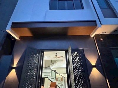 Bán căn nhà 4 tầng ngõ đường Ngô Quyền, ph Lê Thanh Nghị, TP HD, 52.5m2, mt 4.2m, 3 ngủ 0