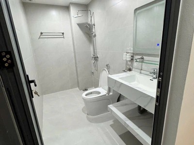 Bán căn nhà 4 tầng ngõ đường Ngô Quyền, ph Lê Thanh Nghị, TP HD, 52.5m2, mt 4.2m, 3 ngủ 3