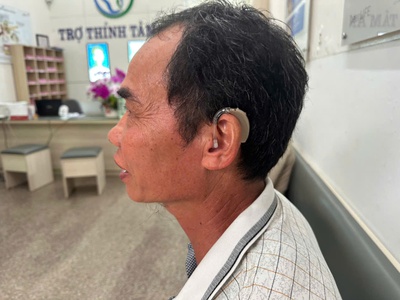 Hiện đại, tinh gọn, chống ồn đỉnh cao   Phonak Terra BTE nâng tầm trải nghiệm nghe của bạn 1