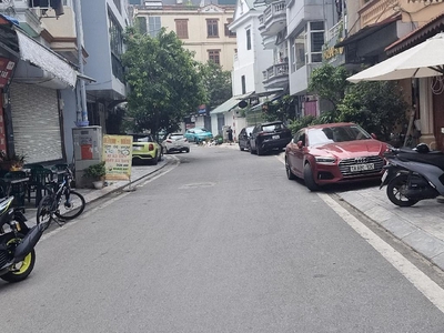 Bán nhà mặt phố Tây Hồ - Yên Phụ, diện tích 50m , mặt tiền 4m, ô tô, kinh doanh đỉnh, giá  22 tỷ 0