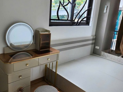 Trung tâm Ba Đình-Cách 1 nhà ra phố Hàng Bún-22M 5T-2 thoáng-tiện ích bạt ngàn 0