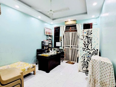 Bán gấp nhà Đội Cấn ngõ thông gần phố kinh doanh 39m  giá 10.5 tỷ 2