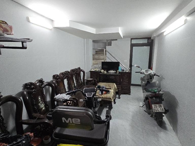 Bán nhà trường chinh, thanh xuân, gần phố, kinh doanh, 31m2, 9 tỷ ctl 1