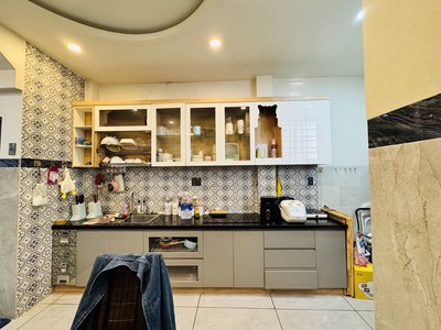 Bán nhà 45 m2 , 2 tầng -  hẻm xe hơi nguyễn gia trí   d2    bình thạnh, khu vip   nhà đẹp, ở hay 3