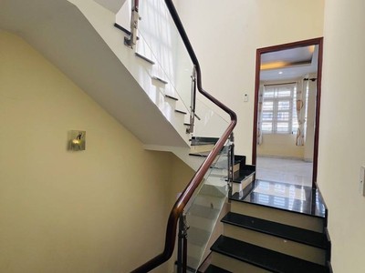 Nhà lê đức thọ   79m     14 tỷ   dòng tiền 350tr/tháng 1