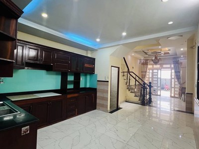 Nhà lê đức thọ   79m     14 tỷ   dòng tiền 350tr/tháng 2