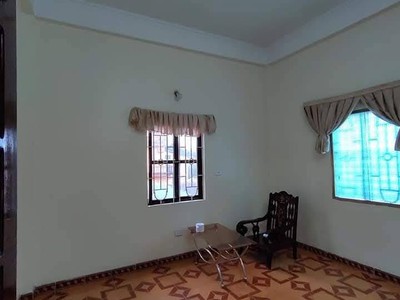 Bán nhà -mặt phố ngọc lâm 53m -lô góc-kinh doanh- sầm uất ngày đêm - dòng tiền 30tr/th 4