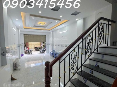 Nhà hxh 3 tầng, t.phú, 4x15m, gần chợ nguyễn sơn, hxh nhỉnh 5tỷ 0