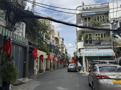Bán nhà hẻm 159 bạch đằng, p2, tân bình  6,3x15m, 3l  cạnh công viên 4