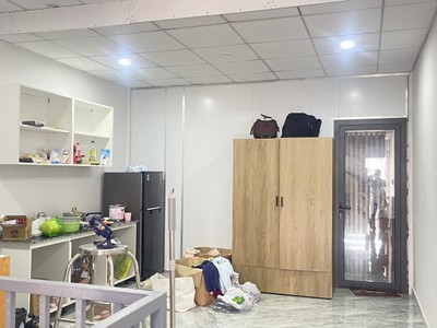 Bán nhà đường 112, phước long a, q.9, hcm. dt 104m2, 2 tầng, 2pn, sh, giá 7.2 tỷ. 3