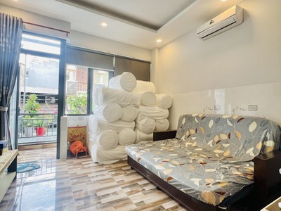 Nhà mặt tiền chợ tân bình, 4x17,5 xây 4 tầng cứng đẹp giá chỉ 9,999 tỷ 3