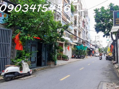 Nhà hxh 3 tầng, t.phú, 4x15m, gần chợ nguyễn sơn, hxh nhỉnh 5tỷ 2