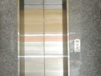 Nhà tôi cho thuê nhà mới, hai cửa đi, bách khoa, 101m2x 5t vỉa hè 30 tr 0