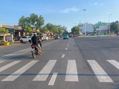 Bán đất 200x215m giá 1,2 triệu/m2 phú giáo, bình dương 2