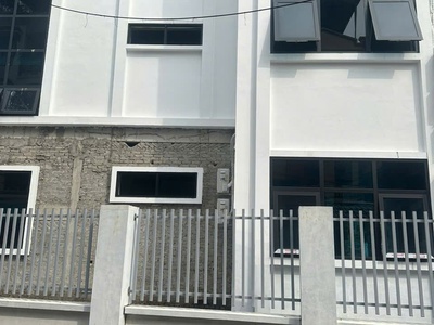 Chính chủ giảm 1 tỷ, cần bán gấp nhà ngõ 225 nguyễn đức cảnh, nhà oto vào nhà còn thừa chỗ, trước 3