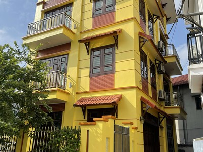 Cho thuê nhà số 12 phố xuân đỗ, phường cự khối, quận long biên, hà nội. 0