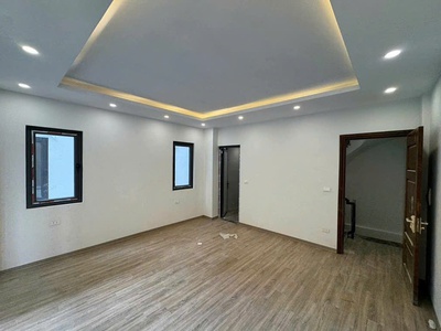 Bán nhà 5 tầng đẹp lô góc gần mặt phố hồ tùng mậu, bắc từ liêm 33m2 giá 8.3 tỷ 2