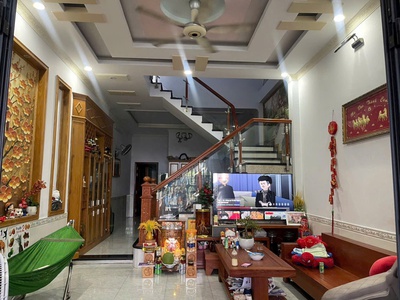 Bán nhà 1 trệt 1 lầu gần sân vận động đông hòa, tp. dĩ an 2