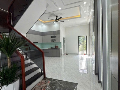 Bán nhà mặt tiền đường nguyễn đức thiệu   phường dĩ an - tphcm 4