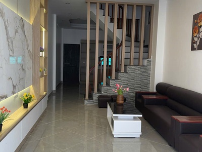 Đông mỹ, thanh trì, 50m 4 tầng 4 ngủ 1