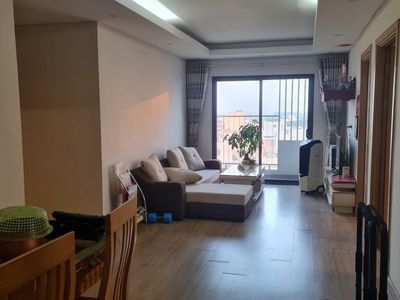 Căn hộ 3 pn - full nội thất - yên tĩnh - gần vinhomes riverside view đẹp thoáng 2