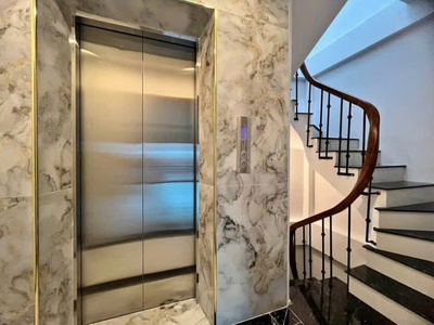 Giữ tiền- nhà mới 6 tầng thang máy- lạc long quân/ xuân la- dt 40m2, mt 4m- 10 tỷ 3