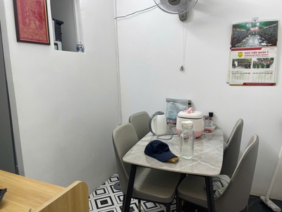 Căn hộ tập thể full đồ, sổ đỏ chính chủ sang tên ngay 5