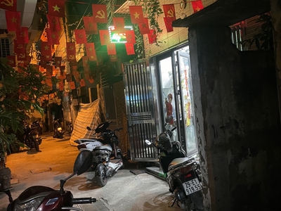 920 triệu bán nhà ngõ 13 lĩnh nam 2 tầng 20M ô tô tránh hoàng mai 0