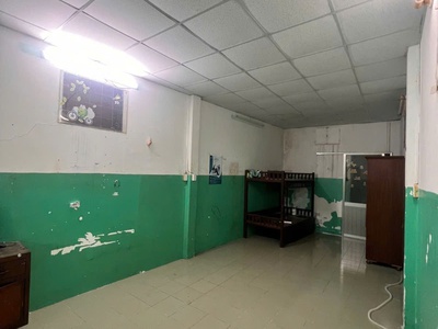 Nhà GÍA RẺ chỉ 80tr/m2, gần mặt tiền, 55m2 ngang 4m 2
