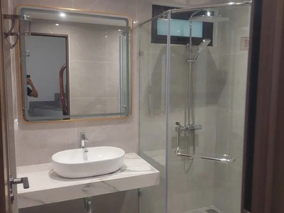 Nhà mới ngõ rộng gần ô tô phố thanh am 30m2 x 5 tầng 5.3 tỷ long biên hà nội. 2