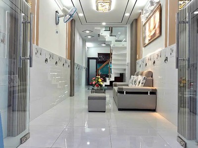 Nhà mới nhỏ xinh giá em bé 2,848t ở ngay ôtô tận cửa gần chợ giáp tphú 4