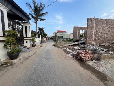 Lô đất 3 mặt tiền đoàn xá 2   kiến thụy  gần chợ chiều   khu đông dân  giá chỉ 1,1xx tỷ  zalo 0567 3