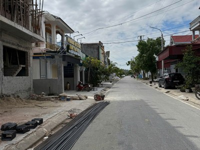 Bán lô góc mặt đường trục chính trung nghĩa   hợp đức   đồ sơn  kinh doanh đẹp  giá chỉ 2.6x tỷ 3