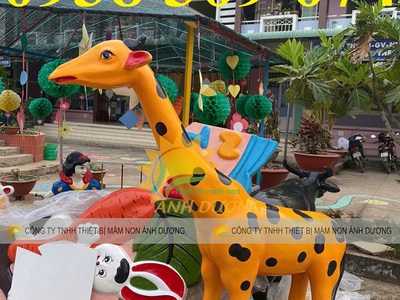 Tượng cổ tích bạch tuyết giá rẻ,tượng cổ tích thánh gióng, tượng cổ tích cô tấm, tượng cổ tích hươu 6