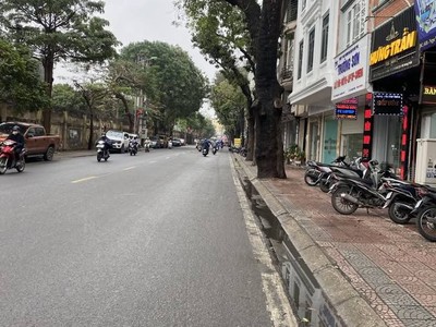 Siêu hiếm - bán nhà 95m, mặt phố ngọc lâm, long biên -- kd sầm uất, vỉa hè, chỉ 2x.x tỷ 1
