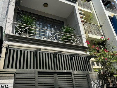Bán nhà hẻm phường 14 tân bình   hẻm 127 ba vân  4,2x23,- 110 tr/m2 0