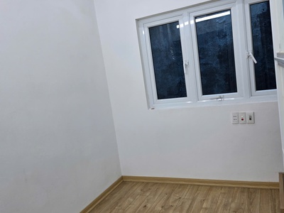Bán nhà sđcc khâm thiên. nhà còn mới ở ngay, giá đầu tư 2.4 tỷ 1