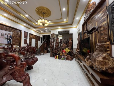 Nhà mặt tiền đường dĩ an, 5 tầng, ngang 7m, 201m2 lô góc, 17 tỷ 1