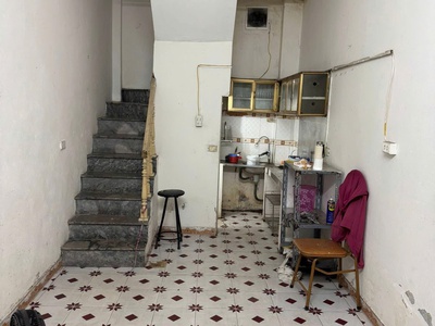 Cho thuê nhà nguyên căn tại ngách 15 gốc đề, 4 tầng x 20m2, 2 ngủ, 1 vệ sinh, 6.2 triệu 0
