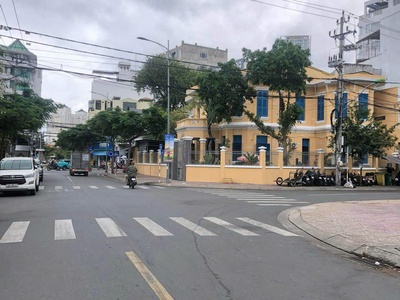 Bán đất mặt tiền đường hàn thuyên - nha trang  xương huân  - diện tích 85.1m2 full odt - ngang 0
